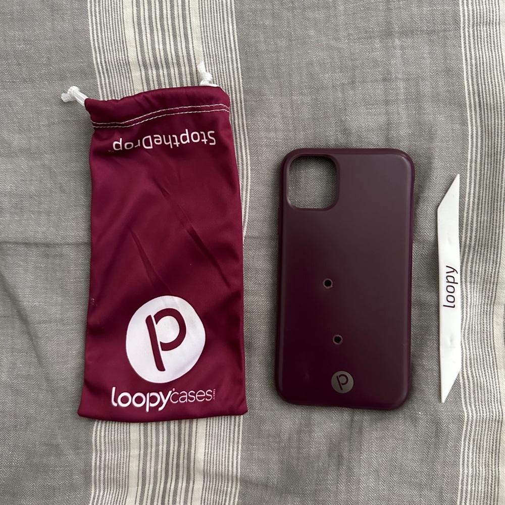 Wine loopy phone case